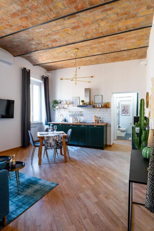 Apartamento La Polveriera, Elegante E Luminoso Vicino Al Colosseo Roma